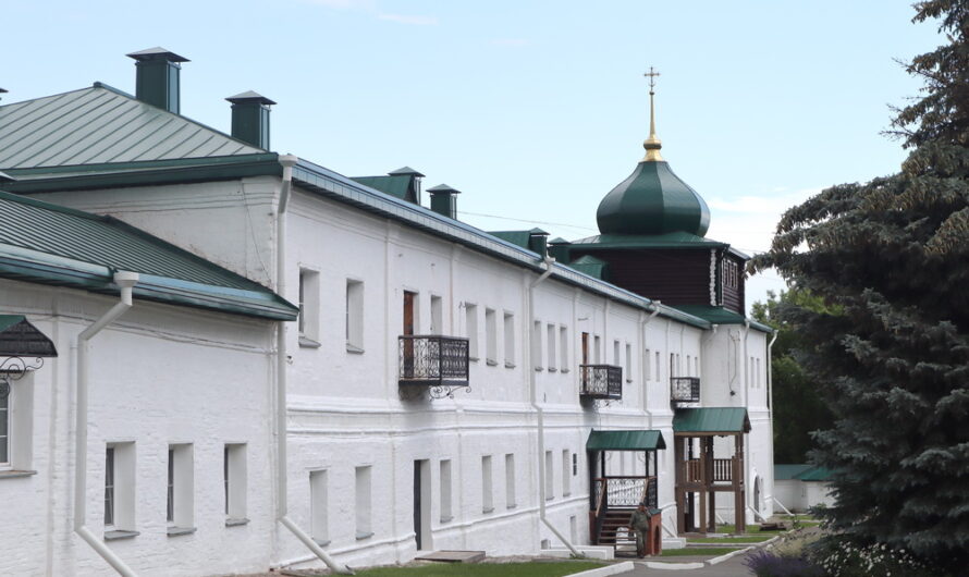 Приглашаем на обучение в Вятское Духовное Училище